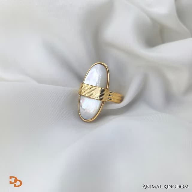 Finnley Shell Ring