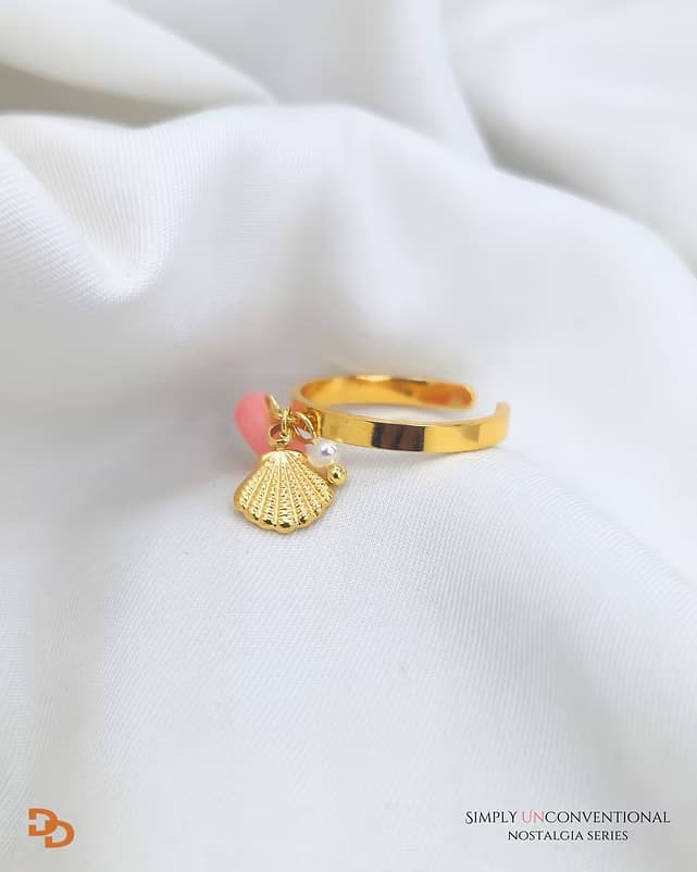 Shell Charm Ring