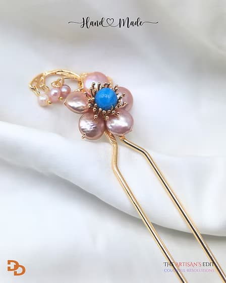 Wynnie aquamarine pearl hair pin